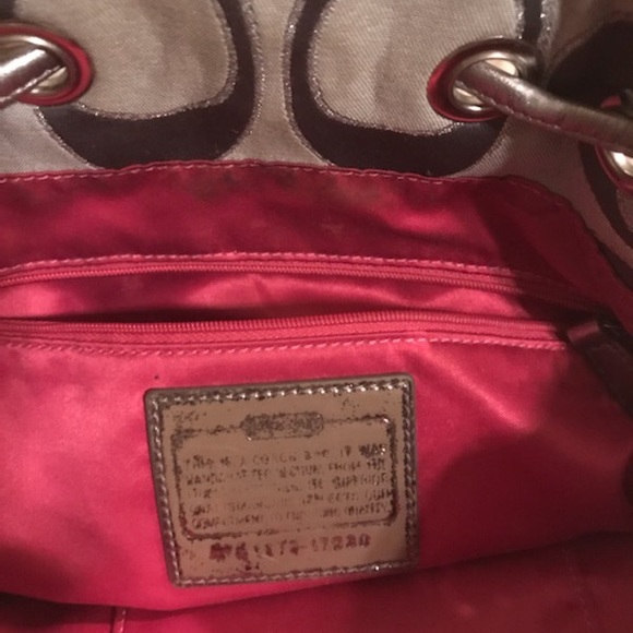 Coach Bag - Picture 4 of 7